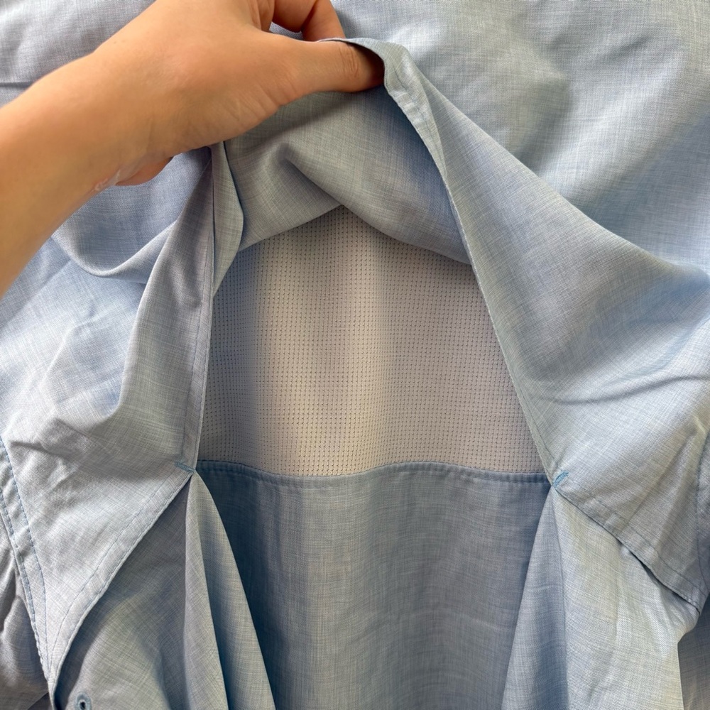 Izod Saltwater Beach Performance Top - Picture 10 of 11